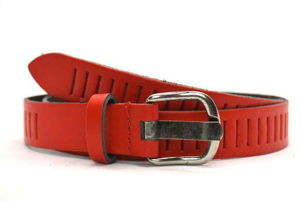 3 cm rode riem perfo 426