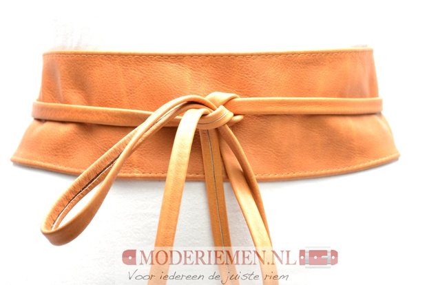 8 cm knoopriem cognac 0001